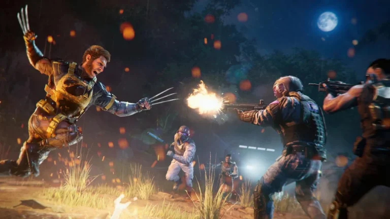 Wolverine em combate contra inimigos em um cenário industrial à noite, com explosão de luz e partículas ao redor, sugerindo efeitos de ray tracing e alta taxa de quadros no PS5.